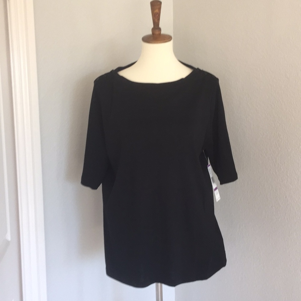 Black cotton top w boat neck and detailed shoulder